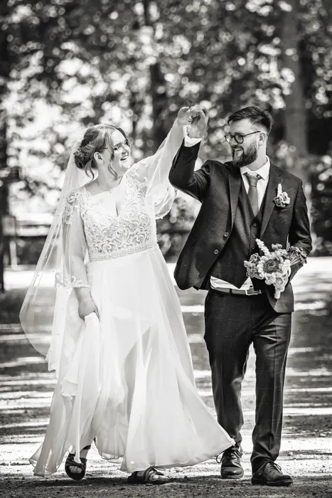 Wedding photograph 354