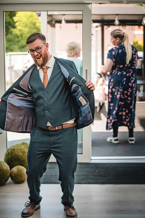 Wedding photograph 364